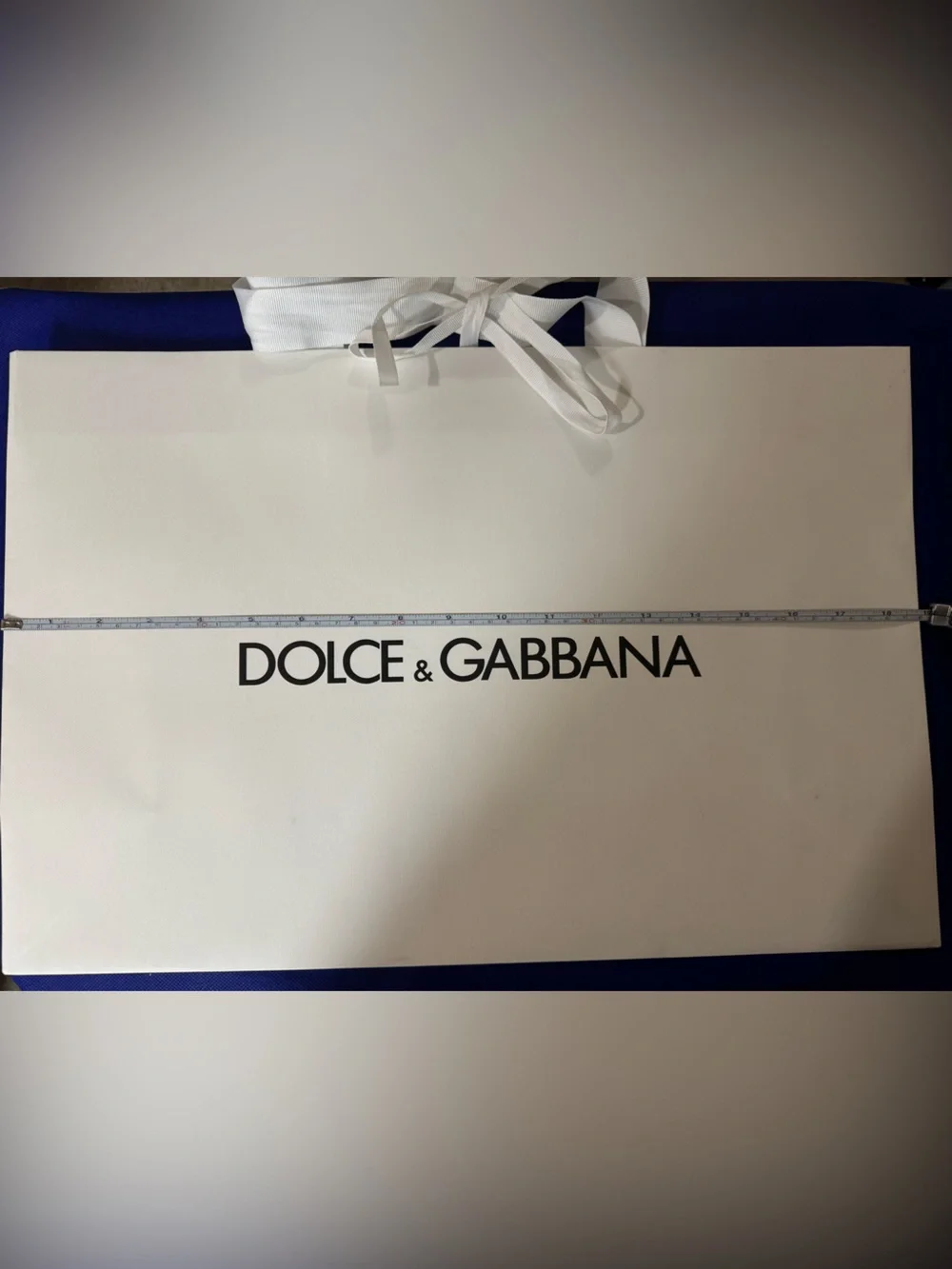 Dolce & Gabbana 💯% Authentic Iconic White Shopping/gift paper Bag w/ inner ties